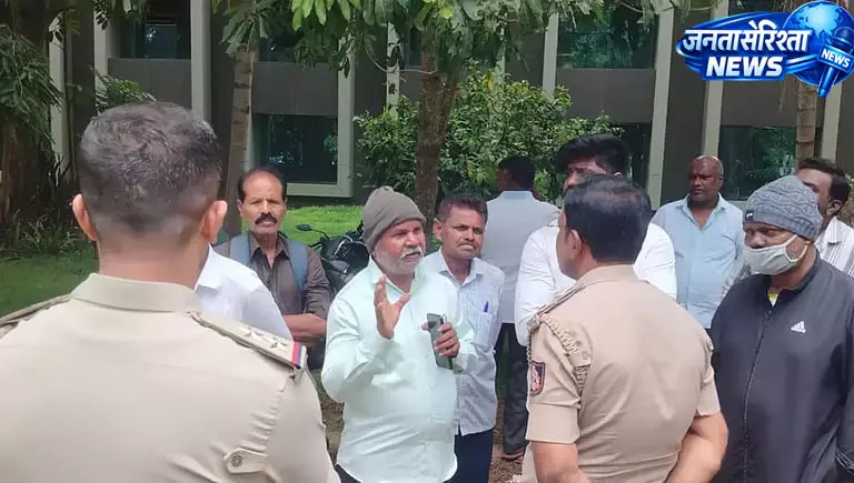 पीएम मोदी के मैसूर दौरे से पहले ‘गो बैक मोदी’ प्रदर्शन की तैयारी पीएम मोदी के मैसूर दौरे से पहले ‘गो बैक मोदी’ प्रदर्शन की तैयारी