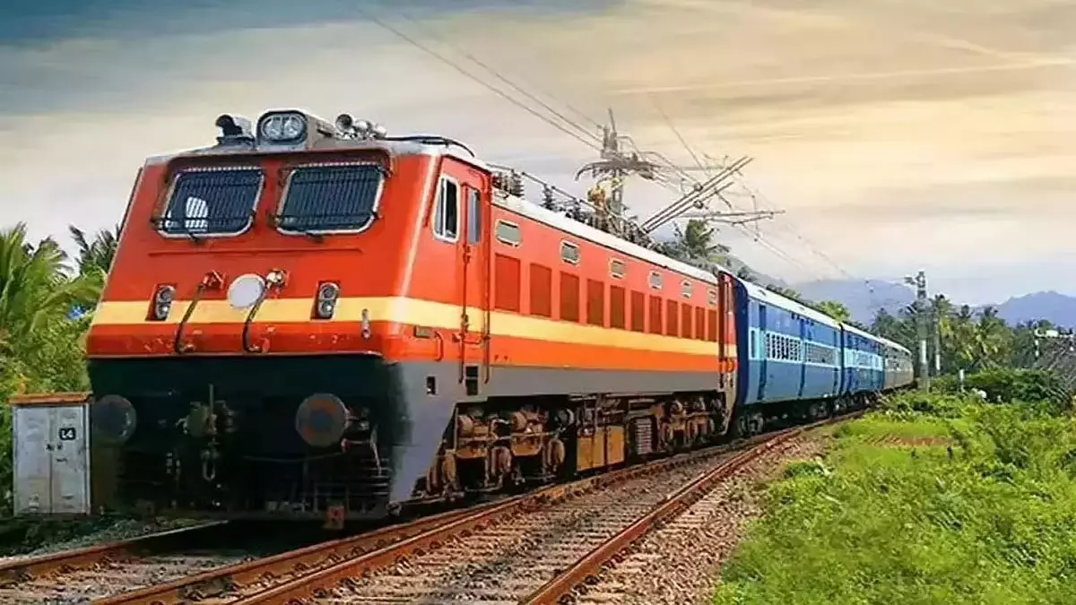 मुंबई से सावंतवाड़ी रोड के बीच नई रोजाना एक्सप्रेस ट्रेन को मंजूरी मुंबई से सावंतवाड़ी रोड के बीच नई रोजाना एक्सप्रेस ट्रेन को मंजूरी