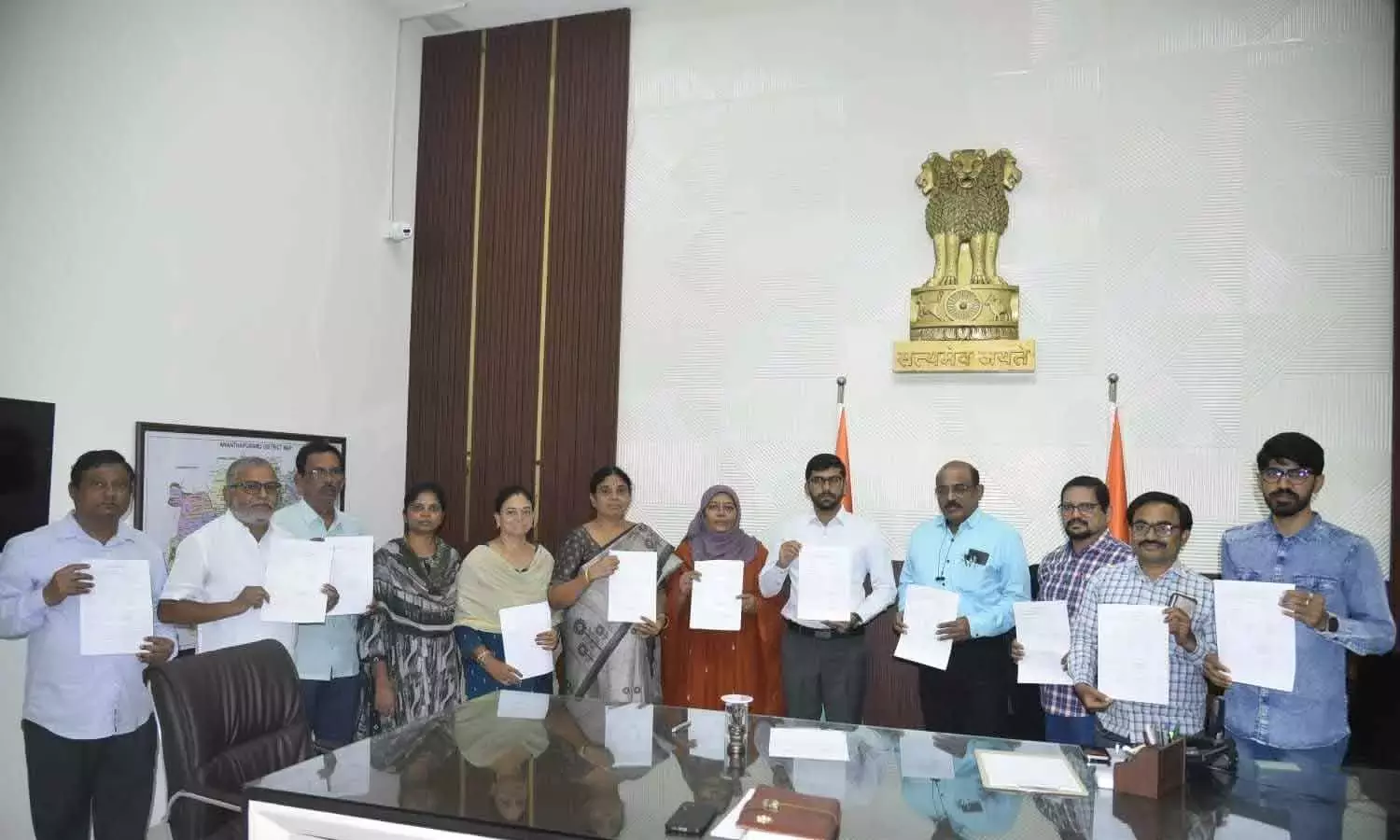 Andhra: अनंतपुर जिले के लिए मसौदा मतदाता सूची जारी की गई Andhra: अनंतपुर जिले के लिए मसौदा मतदाता सूची जारी की गई