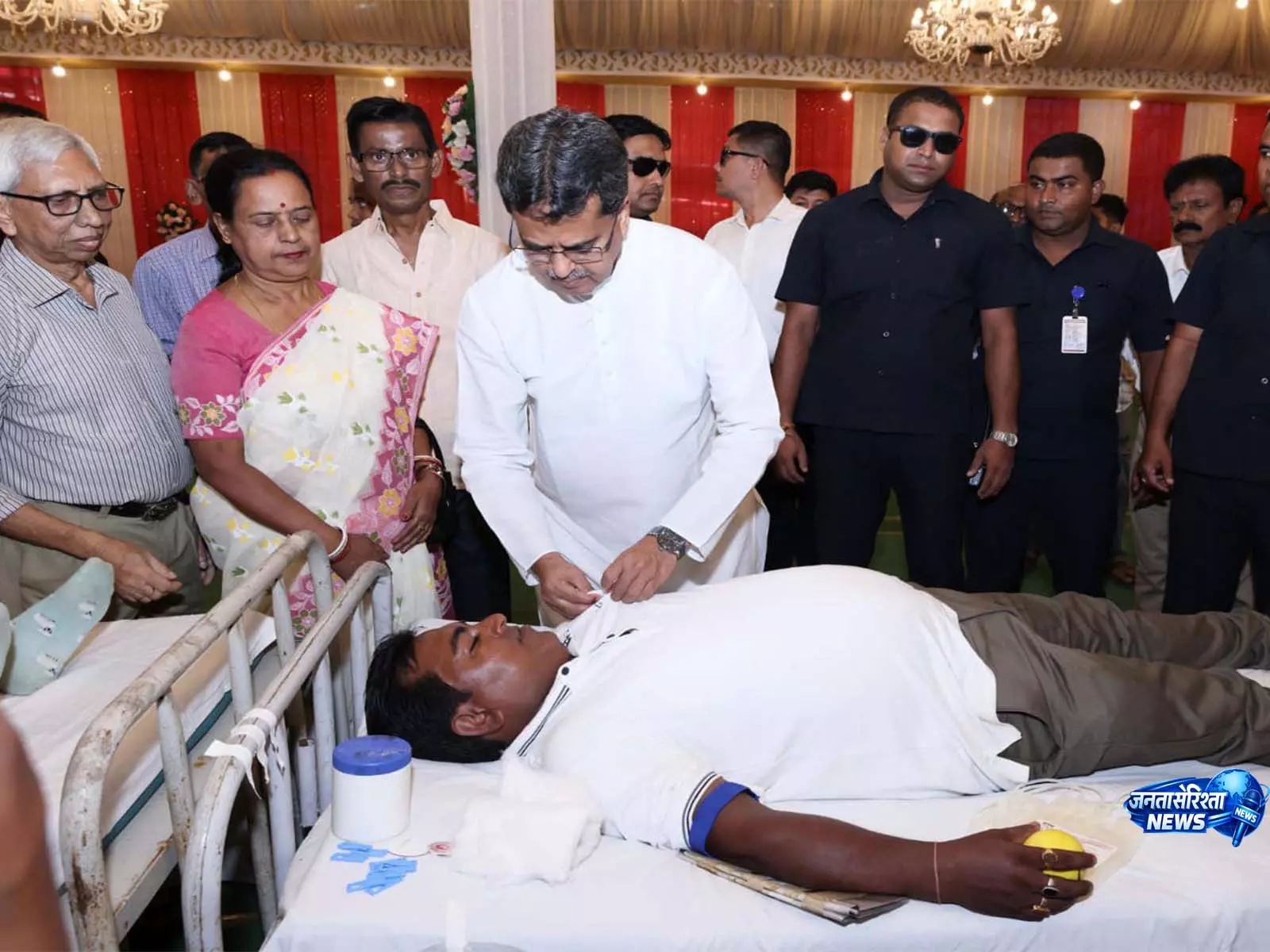 रक्तदान मानवता की सबसे बड़ी सेवा है: त्रिपुरा के CM माणिक साहा रक्तदान मानवता की सबसे बड़ी सेवा है: त्रिपुरा के CM माणिक साहा