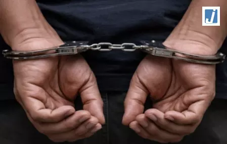 जेई-सुपरवाइजर को 7.50 लाख रुपये की रिश्वत लेते विजिलेंस टीम ने किया गिरफ्तार जेई-सुपरवाइजर को 7.50 लाख रुपये की रिश्वत लेते विजिलेंस टीम ने किया गिरफ्तार