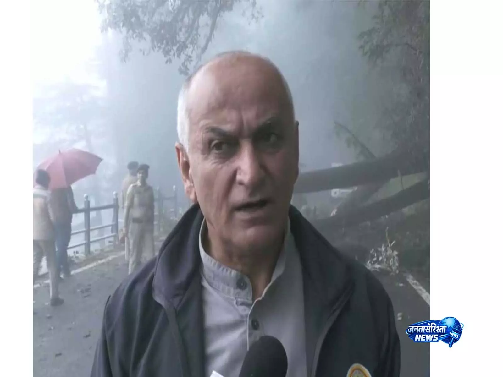 Shimla Mayor ने खतरनाक पेड़ों की कटाई प्रक्रिया आसान करने की मांग की Shimla Mayor ने खतरनाक पेड़ों की कटाई प्रक्रिया आसान करने की मांग की