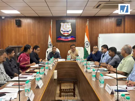 एनसीबी और अन्य एजेंसियों ने मादक पदार्थों की तस्करी के खिलाफ रणनीतियों पर चर्चा की एनसीबी और अन्य एजेंसियों ने मादक पदार्थों की तस्करी के खिलाफ रणनीतियों पर चर्चा की