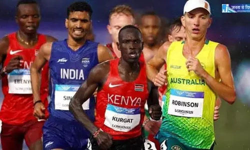 सीडब्ल्यूजी 2026 : गुलवीर ने इतिहास रचा, सिल्वर के बाद जीता ब्रॉन्ज सीडब्ल्यूजी 2026 : गुलवीर ने इतिहास रचा, सिल्वर के बाद जीता ब्रॉन्ज