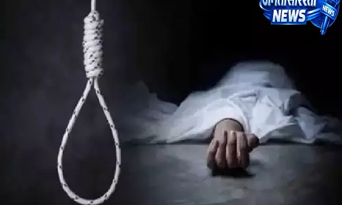 NEET की तैयारी कर रहे छात्र की मौत, पिता को भेजा आखिरी वॉयस मैसेज बना भावुक पल NEET की तैयारी कर रहे छात्र की मौत, पिता को भेजा आखिरी वॉयस मैसेज बना भावुक पल