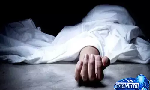 बागेश्वर में निर्माण कार्य के दौरान करंट लगने से राजमिस्त्री की मौत, परिवार में मातम बागेश्वर में निर्माण कार्य के दौरान करंट लगने से राजमिस्त्री की मौत, परिवार में मातम