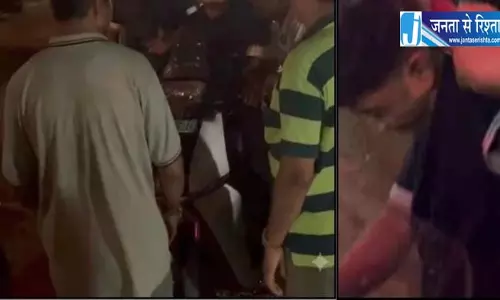 भिलाई में मनचले की चप्पल से पिटाई, पीछे पड़ा था युवती के भिलाई में मनचले की चप्पल से पिटाई, पीछे पड़ा था युवती के