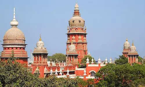 मंदिर उत्सवों में हाथियों के इस्तेमाल पर गाइडलाइंस बनाने की मांग मंदिर उत्सवों में हाथियों के इस्तेमाल पर गाइडलाइंस बनाने की मांग