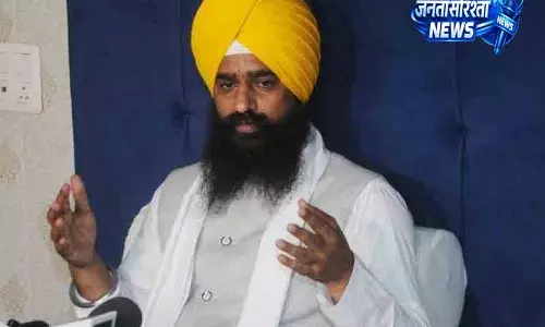 Muktsar अकाल तख्त पैनल से परामर्श की मांग Muktsar अकाल तख्त पैनल से परामर्श की मांग