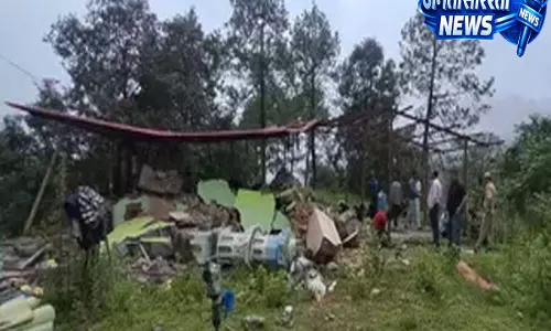 नजूल-सीलिंग विवाद पर नहीं हुआ फैसला, कानपुर में जमीन मामलों की फाइलें बनीं अड़चन नजूल-सीलिंग विवाद पर नहीं हुआ फैसला, कानपुर में जमीन मामलों की फाइलें बनीं अड़चन
