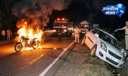 खरगोन में हादसा, बाइक सवार दो युवकों की मौत खरगोन में हादसा, बाइक सवार दो युवकों की मौत