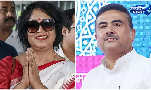 तस्लीमा नसरीन को सुवेंदु का भरोसा, कहा- सुरक्षा हमारी जिम्मेदारी तस्लीमा नसरीन को सुवेंदु का भरोसा, कहा- सुरक्षा हमारी जिम्मेदारी