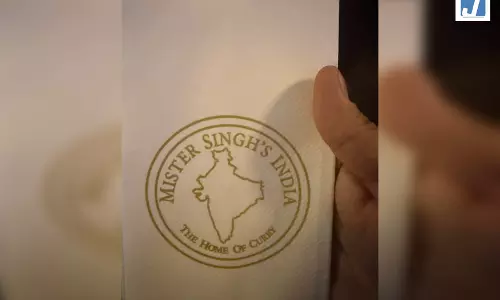 रेस्टोरेंट ने अपने नैपकिन पर भारत के नक्शे से नॉर्थ-ईस्ट को हटाया, बवाल मचा रेस्टोरेंट ने अपने नैपकिन पर भारत के नक्शे से नॉर्थ-ईस्ट को हटाया, बवाल मचा