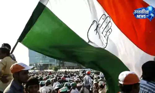 आनंदापुर तटबंध टूटने पर कांग्रेस का हमला आनंदापुर तटबंध टूटने पर कांग्रेस का हमला