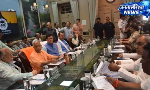 यूपी विधानसभा सत्र से पहले सीएम योगी ने दिए सकारात्मक चर्चा के संकेत यूपी विधानसभा सत्र से पहले सीएम योगी ने दिए सकारात्मक चर्चा के संकेत