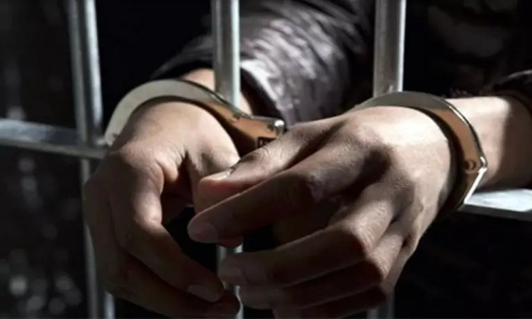 नागालैंड पुलिस को मिली कामयाबी, कोकीन के साथ पांच तस्कर गिरफ्तार नागालैंड पुलिस को मिली कामयाबी, कोकीन के साथ पांच तस्कर गिरफ्तार
