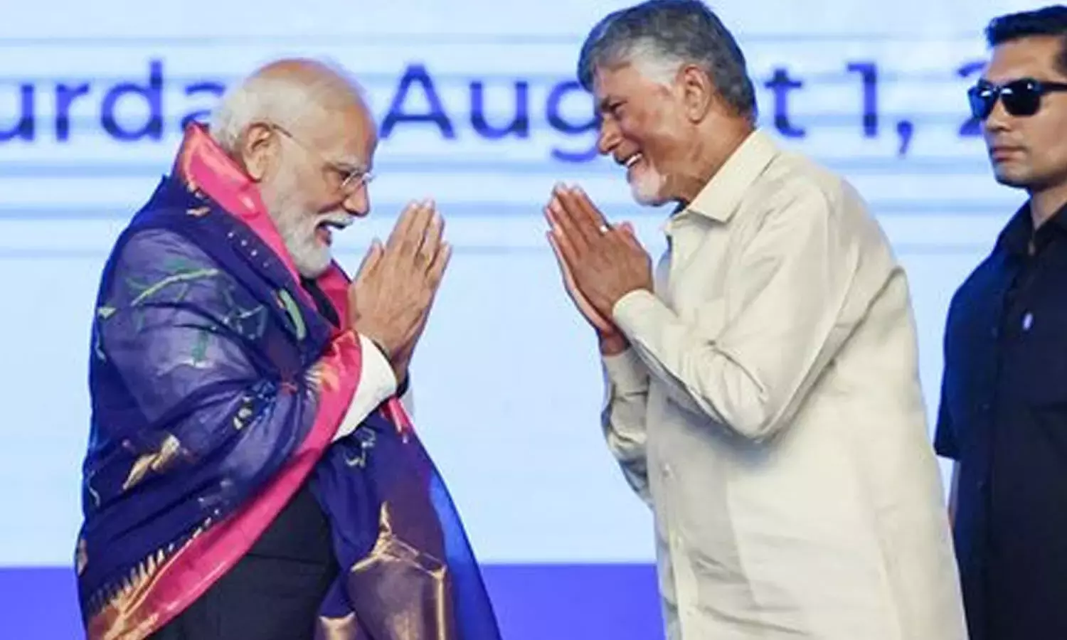 आंध्र एमएफजी हब बनने की राह पर: पीएम मोदी आंध्र एमएफजी हब बनने की राह पर: पीएम मोदी