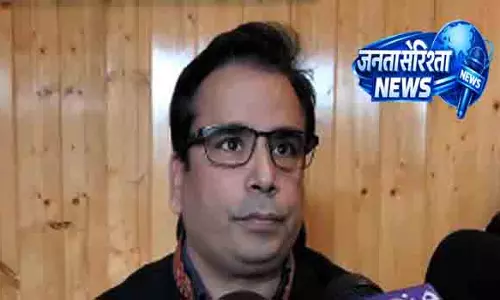 SRINAGAR तनवीर सादिक ने डिजिटल रणनीति पर की बैठक SRINAGAR तनवीर सादिक ने डिजिटल रणनीति पर की बैठक