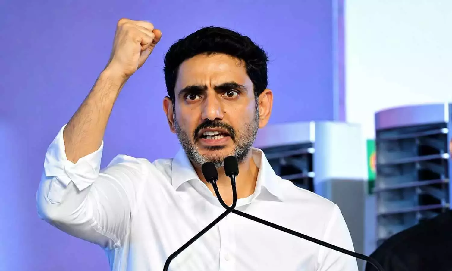 नारा लोकेश: इदे मन उत्तरांध्र देब्बा, अर्थमयिंदा राजा! नारा लोकेश: इदे मन उत्तरांध्र देब्बा, अर्थमयिंदा राजा!