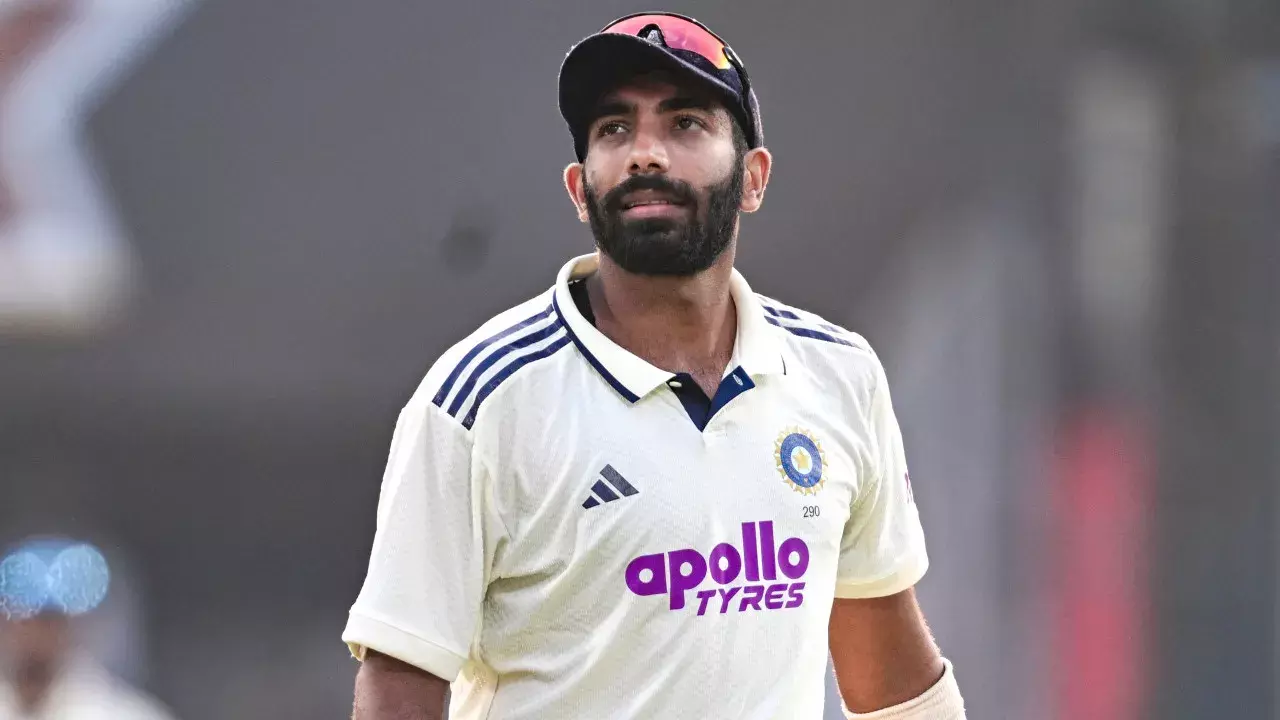 श्रीलंका टेस्ट से दूर रहेंगे जसप्रीत बुमराह? घुटने की चोट बनी वजह श्रीलंका टेस्ट से दूर रहेंगे जसप्रीत बुमराह? घुटने की चोट बनी वजह