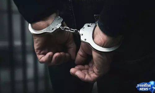 311 किलो गांजा केस में बड़ी सफलता, फरार तस्कर गिरफ्तार 311 किलो गांजा केस में बड़ी सफलता, फरार तस्कर गिरफ्तार