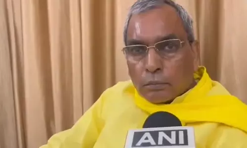अखिलेश यादव पर ओपी राजभर का पलटवार, बोले- सपा झूठ बोलने का ठेका ले चुकी है अखिलेश यादव पर ओपी राजभर का पलटवार, बोले- सपा झूठ बोलने का ठेका ले चुकी है