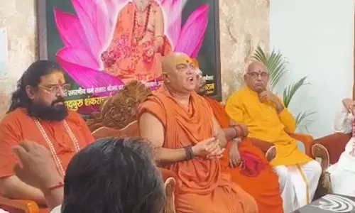 संतों की हुंकार, राहुल गांधी, पप्पू यादव और अवधेश प्रसाद पर कार्रवाई की मांग