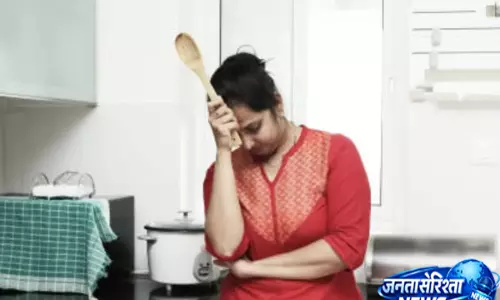 रोजाना की थकान का राज आया सामने, खान-पान की ये आदतें डाल रही असर रोजाना की थकान का राज आया सामने, खान-पान की ये आदतें डाल रही असर