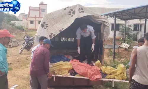 NH-930 पर दर्दनाक हादसा, बाइक सवार दो युवकों की मौत, तीन घायल NH-930 पर दर्दनाक हादसा, बाइक सवार दो युवकों की मौत, तीन घायल
