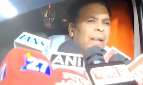 अखिलेश यादव के बयान पर मंत्री नरेंद्र कश्यप का पलटवार अखिलेश यादव के बयान पर मंत्री नरेंद्र कश्यप का पलटवार