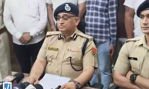 बीकानेर में पुलिस की बड़ी कार्रवाई, 10 किलो हेरोइन और 11 विदेशी पिस्टल बरामद बीकानेर में पुलिस की बड़ी कार्रवाई, 10 किलो हेरोइन और 11 विदेशी पिस्टल बरामद