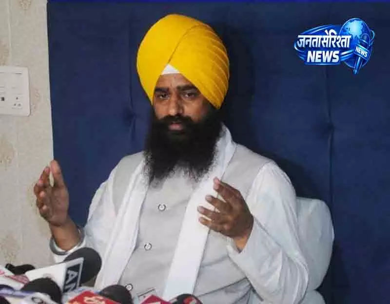 Muktsar अकाल तख्त पैनल से परामर्श की मांग Muktsar अकाल तख्त पैनल से परामर्श की मांग