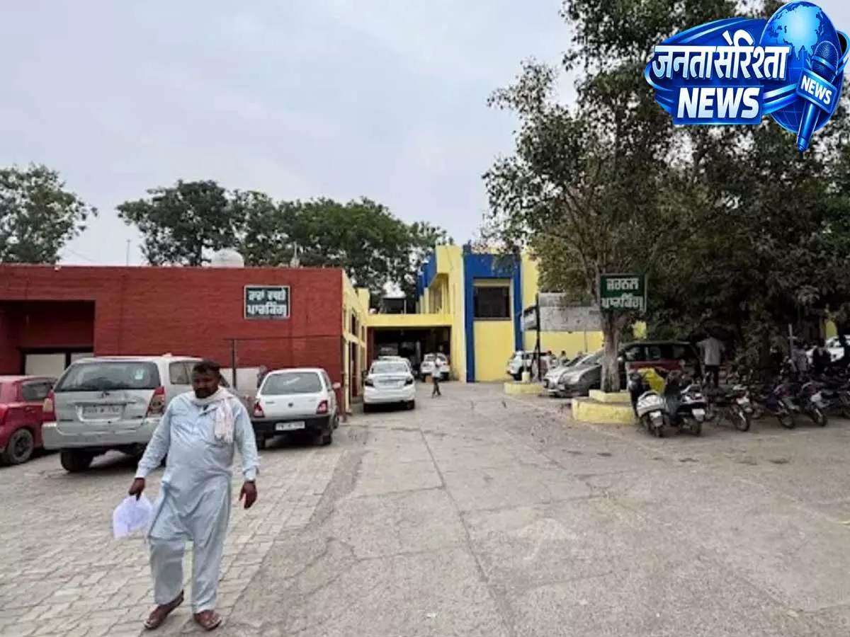 अमृतसर अस्पताल में डिलीवरी के बाद मौत, परिजनों ने इलाज में लापरवाही का लगाया आरोप अमृतसर अस्पताल में डिलीवरी के बाद मौत, परिजनों ने इलाज में लापरवाही का लगाया आरोप