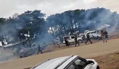 मेघालय में जनसुनवाई के बीच बढ़ा विवाद, JNC ने पुलिस कार्रवाई पर मांगा जवाब मेघालय में जनसुनवाई के बीच बढ़ा विवाद, JNC ने पुलिस कार्रवाई पर मांगा जवाब