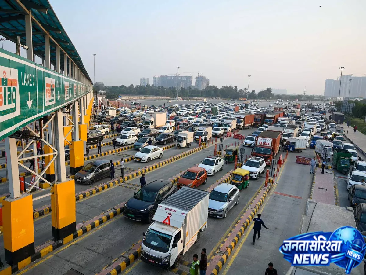 हरिद्वार-देहरादून रूट पर टोल बढ़ा, जानें नई दरें हरिद्वार-देहरादून रूट पर टोल बढ़ा, जानें नई दरें