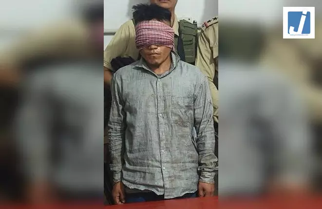सुरक्षाबलों ने 9 उग्रवादियों को गिरफ्तार किया, हथियार बरामद, छह IED नष्ट किए सुरक्षाबलों ने 9 उग्रवादियों को गिरफ्तार किया, हथियार बरामद, छह IED नष्ट किए