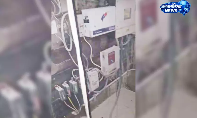 तिरुवनंतपुरम में आग की कई घटनाएं, फायर टीम ने संभाला मोर्चा तिरुवनंतपुरम में आग की कई घटनाएं, फायर टीम ने संभाला मोर्चा