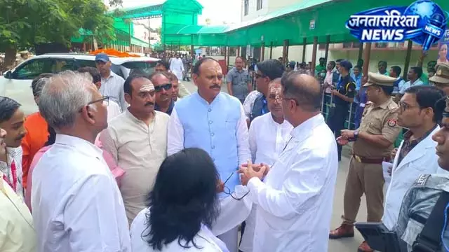पप्पू यादव विवाद पर सपा-कांग्रेस पर बरसे ब्रजेश पाठक पप्पू यादव विवाद पर सपा-कांग्रेस पर बरसे ब्रजेश पाठक