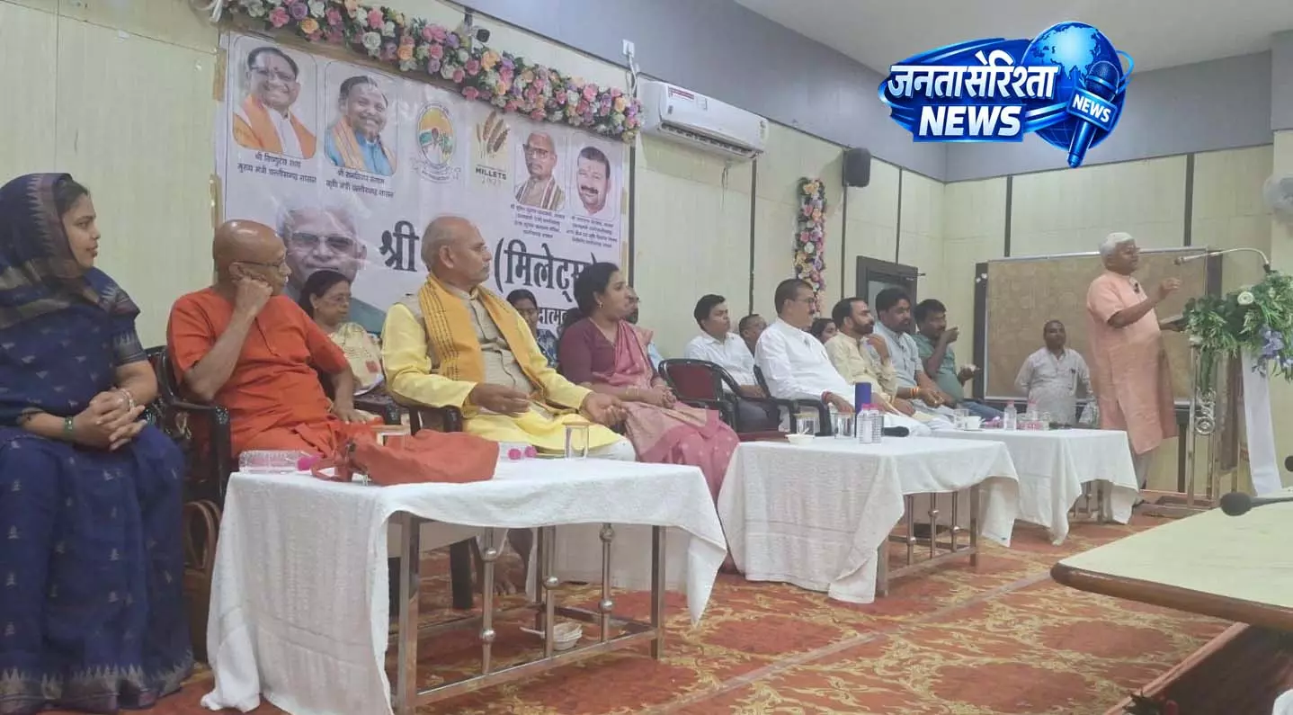 पारंपरिक अनाज को अपने रसोई में फिर से स्वागत करें: डॉ खादर वली पारंपरिक अनाज को अपने रसोई में फिर से स्वागत करें: डॉ खादर वली