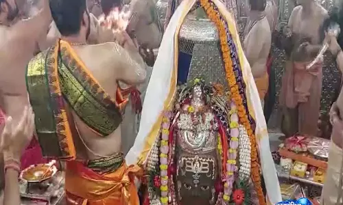 सावन के पहले सोमवार पर शिवालयों में उमड़ी आस्था, सोमनाथ से काशी तक गूंजा हर-हर महादेव