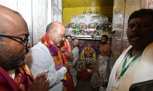 बोनालु के लिए कम बजट का आरोप, बंदी संजय ने सरकार से मांगा जवाब