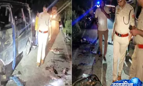 बदायूं में दर्दनाक हादसा, ट्रैक्टर-ट्रॉली की टक्कर से भाई-बहन की मौत बदायूं में दर्दनाक हादसा, ट्रैक्टर-ट्रॉली की टक्कर से भाई-बहन की मौत
