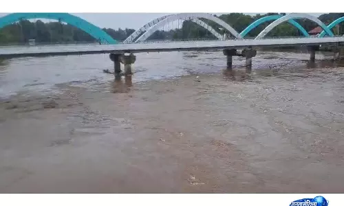केरल में बारिश के हालात पर CM वीडी सतीसन ने बुलाई जिला कलेक्टरों की बैठक केरल में बारिश के हालात पर CM वीडी सतीसन ने बुलाई जिला कलेक्टरों की बैठक
