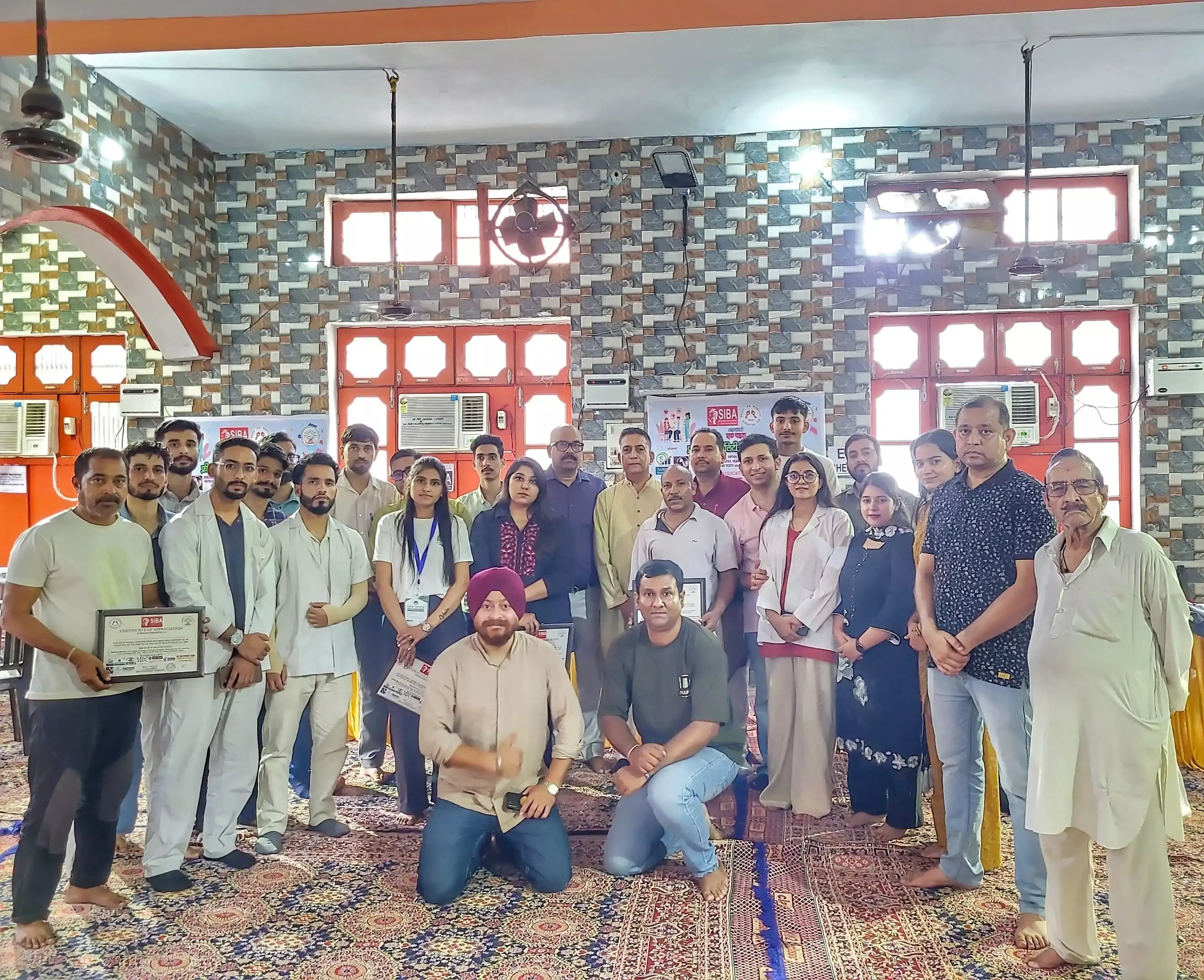 Jammu: रेहाड़ी में मेगा हेल्थ कैंप, लोगों ने उठाया विशेषज्ञ सेवाओं का लाभ Jammu: रेहाड़ी में मेगा हेल्थ कैंप, लोगों ने उठाया विशेषज्ञ सेवाओं का लाभ
