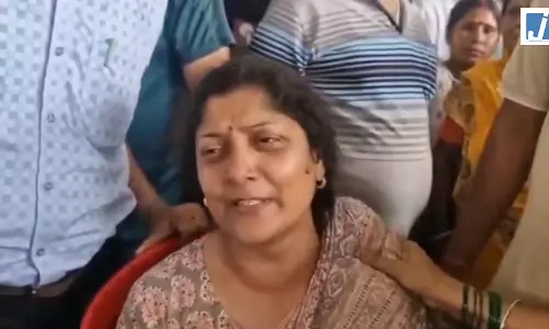 मेरे पति को विधायक ने जान से मरवाया है, रोज फोन करता था...पत्नी का सनसनीखेज आरोप मेरे पति को विधायक ने जान से मरवाया है, रोज फोन करता था...पत्नी का सनसनीखेज आरोप
