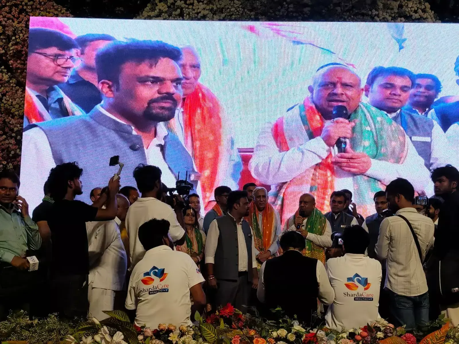 New Delhi: रक्तदान अभियान में उमड़ा उत्साह, 3100 से ज्यादा लोगों ने दिया योगदान New Delhi: रक्तदान अभियान में उमड़ा उत्साह, 3100 से ज्यादा लोगों ने दिया योगदान