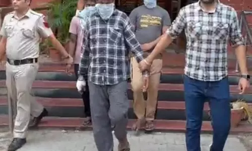 दिल्ली: जीटीबी एन्क्लेव पुलिस ने सुलझाया चोरी का मामला, तीन शातिर बदमाश गिरफ्तार दिल्ली: जीटीबी एन्क्लेव पुलिस ने सुलझाया चोरी का मामला, तीन शातिर बदमाश गिरफ्तार