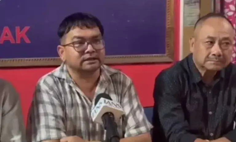 Manipur: NRC लागू करने की मांग को लेकर CSO ने 9 अगस्त से राज्यव्यापी बंद की धमकी दी Manipur: NRC लागू करने की मांग को लेकर CSO ने 9 अगस्त से राज्यव्यापी बंद की धमकी दी