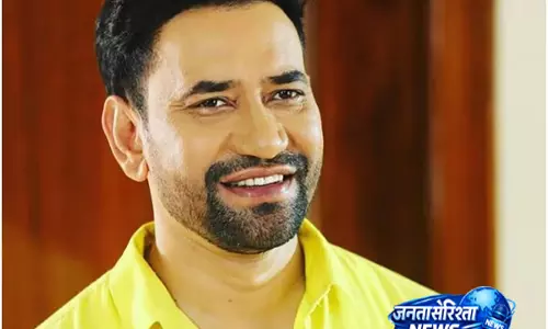 ‘भोजपुरी बवाल’ में खुला पवन सिंह का राज, निरहुआ ने जमकर की तारीफ ‘भोजपुरी बवाल’ में खुला पवन सिंह का राज, निरहुआ ने जमकर की तारीफ