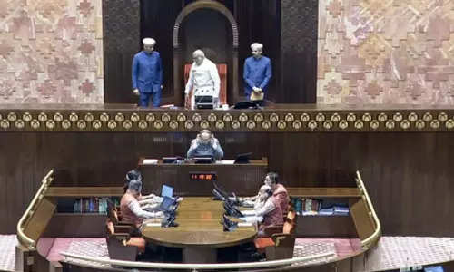 संसद में फिर हंगामा, राज्यसभा में नहीं हो सका प्रश्नकाल, दोनों सदनों की कार्यवाही स्थगित संसद में फिर हंगामा, राज्यसभा में नहीं हो सका प्रश्नकाल, दोनों सदनों की कार्यवाही स्थगित